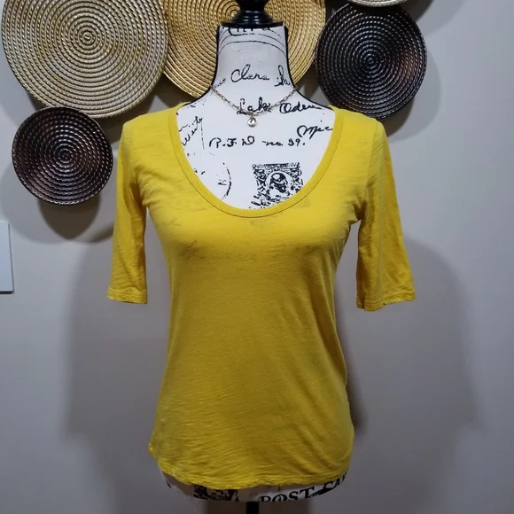 J.CREW Bundle 2 T-Shirt Short Sleeves, one Animal Print And Yellow SIZE XS. - Picture 9 of 16